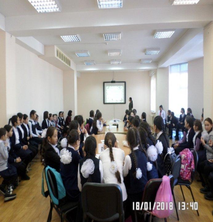 «Қызғалдақ» қыздар ұйымы 5-6 сынып қыздары