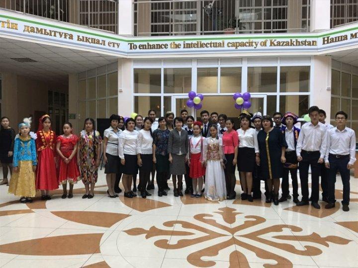 «Тіл-ұлтымыздың діңгегі, салт-дәстүрлеріміздің қайнар бұлағы» атты мерекелік салтанатты жиыннан үзінді